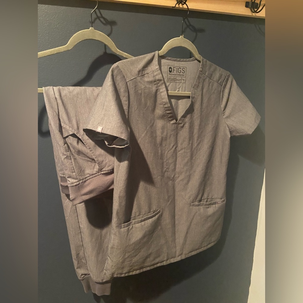 Figs/Greys anatomy scrub sets